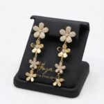 Fashionable stone w/ Mini Floral gold ( Plated Accessories)